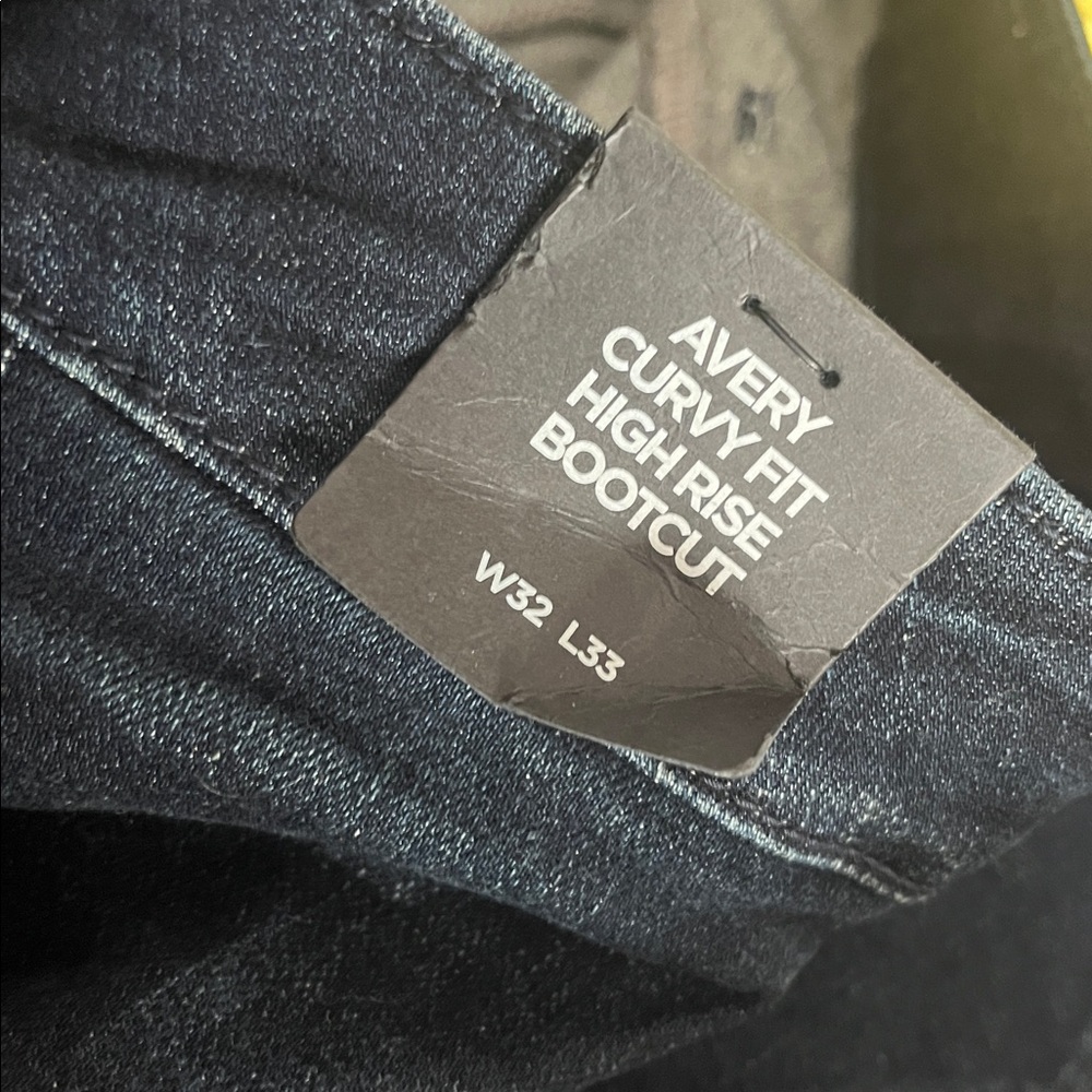 Silver Jeans (32x33) Avery Bootcut Jeans Curvy Fit High Rise Side Slits - Picture 9 of 15